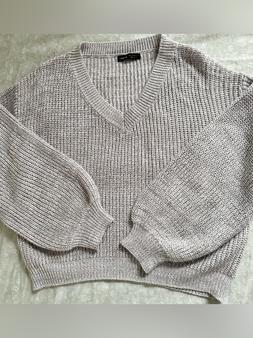 Women's V-Neck Chunky Knit Sweater Heather Gray Size L